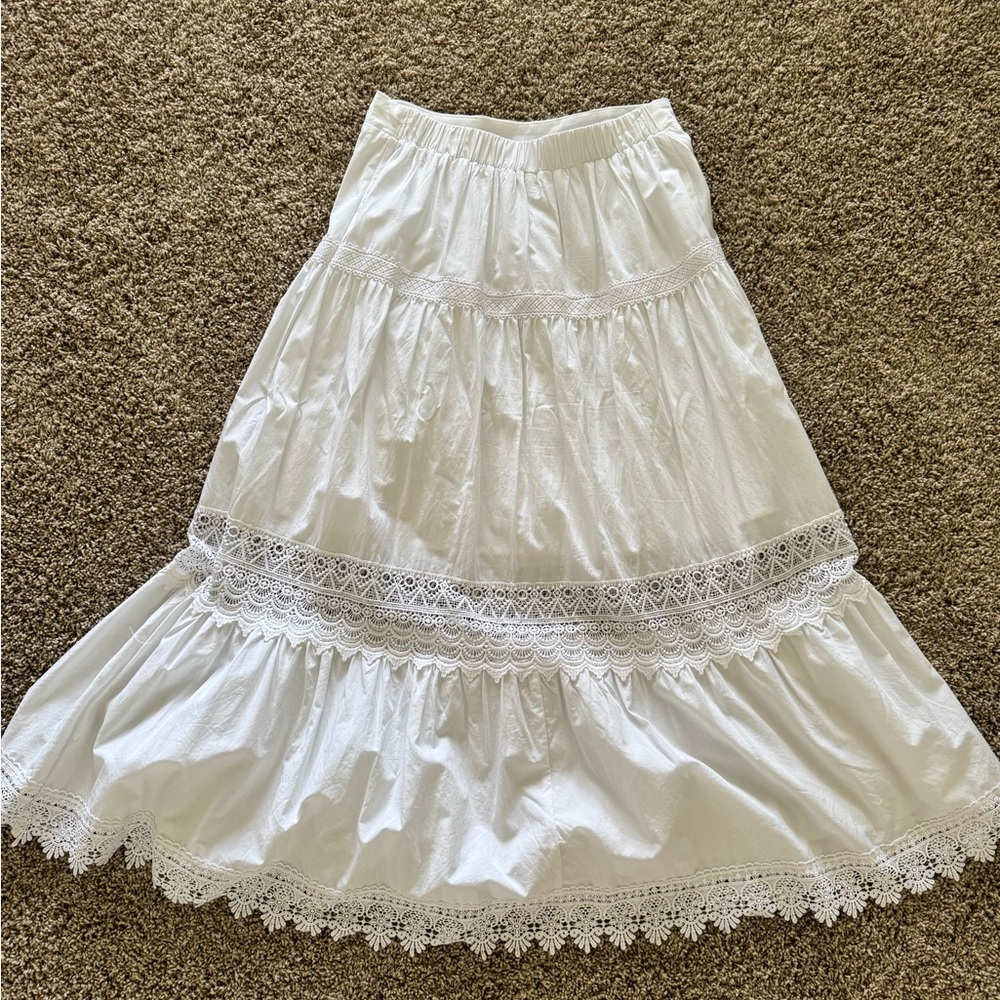 Bohemian White Lace-Trim Maxi Skirt - Picture 2 of 5